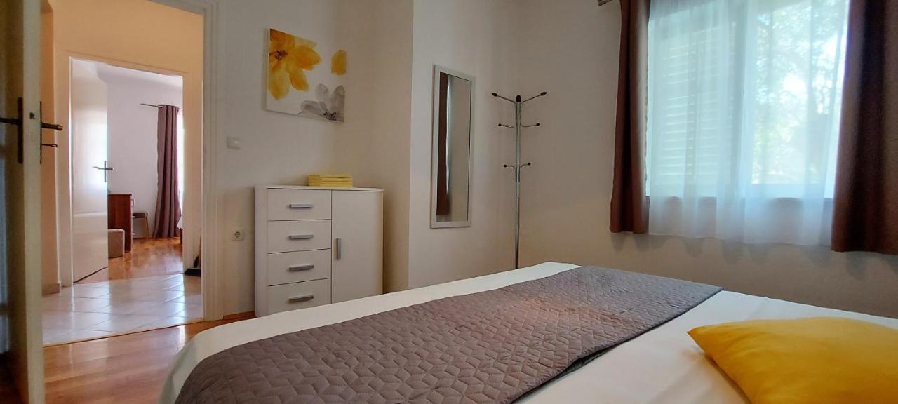 Apartments Marijana Rab Town Zimmer foto